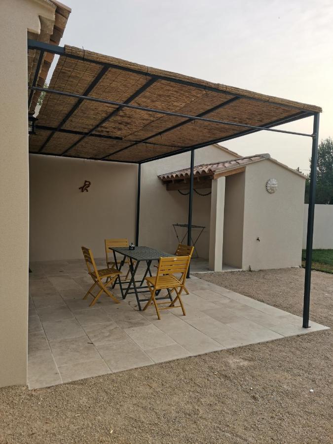 Maison En Campagne Avignon Exterior foto